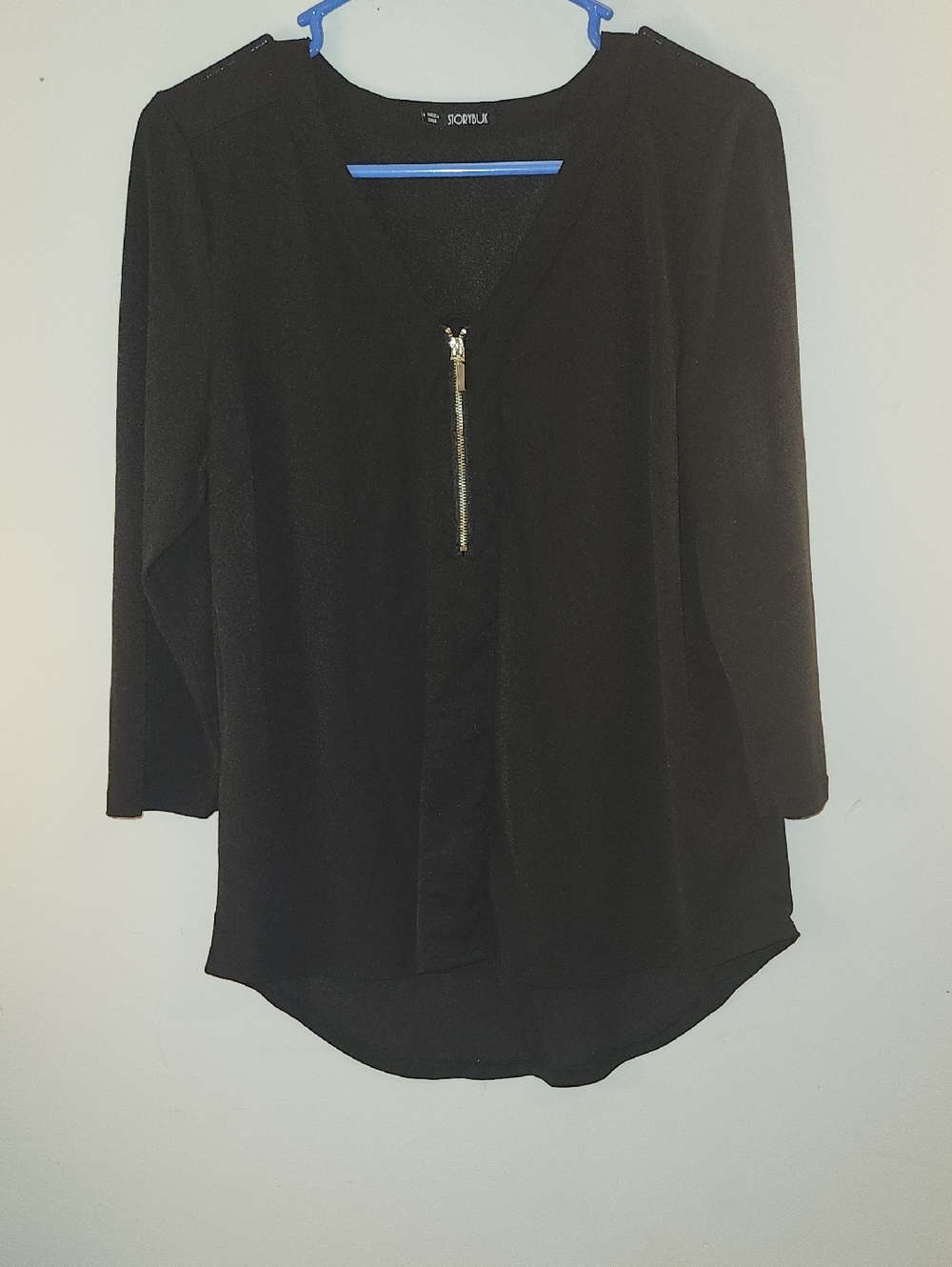 Black V Neck Quarter Sleeve Blouse W/ Gold Zipper Neckline Storybuk Sz Med